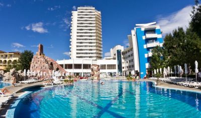 Oferta pentru Litoral 2024 Hotel Kuban Resort & Aquapark 4* - All Inclusive