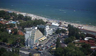 Oferta pentru Litoral 2024 Hotel Condor 4* - Mic Dejun/Mic Dejun + Fisa Cont