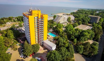 Oferta pentru Litoral 2024 Hotel Majestic Olimp 3* - Mic Dejun/Demipensiune/All Inclusive