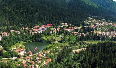 Oferta pentru Balneo 2024 Hotel Tusnad 2* - Masa + Odihna/Tratament