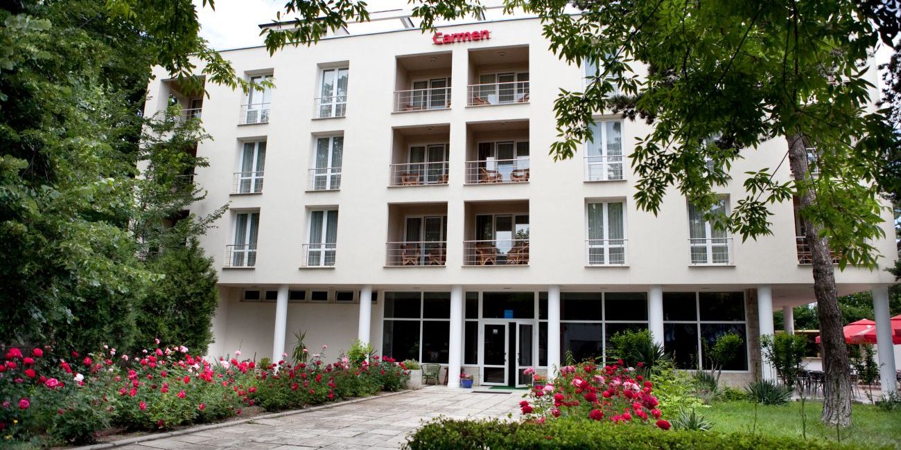 Oferta pentru 1 Mai 2025 Hotel Carmen 3* - Mic Dejun/Demipensiune/Pensiune Completa