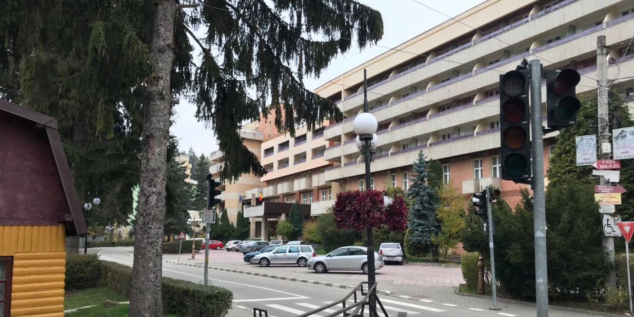 Oferta pentru Balneo 2025 Hotel Parang 2* - Mic Dejun/Pensiune Completa + Tratament