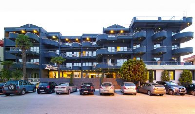 Oferta pentru Litoral 2024 Hotel Mediterranean Resort 4* - Mic Dejun/Demipensiune