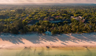 Oferta pentru Africa 2021/2022 Hotel Diani Reef Beach Resort & Spa 4* - Demipensiune/Pensiune Completa