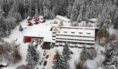Oferta pentru Munte Ski 2023/2024 Hotel Moura a Boutique & Spa Borovets 3* - Mic Dejun/Demipensiune