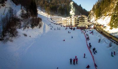 Imagine pentru Cheile Gradistei Resort Moeciu 3* valabile pentru Revelion 2025