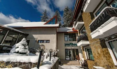 Imagine pentru Hotel Hera 3* valabile pentru Revelion 2025
