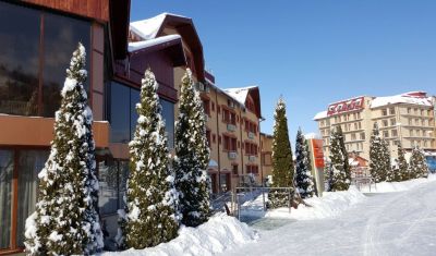 Imagine pentru Grand Hotel Perla Ciucasului 3* valabile pentru Revelion 2026